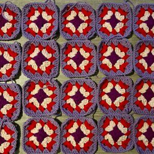 Lot of 20 4.5” MIXED COLORS Crochet TRADITIONAL GRANNY SQUARES Afghan Blanket